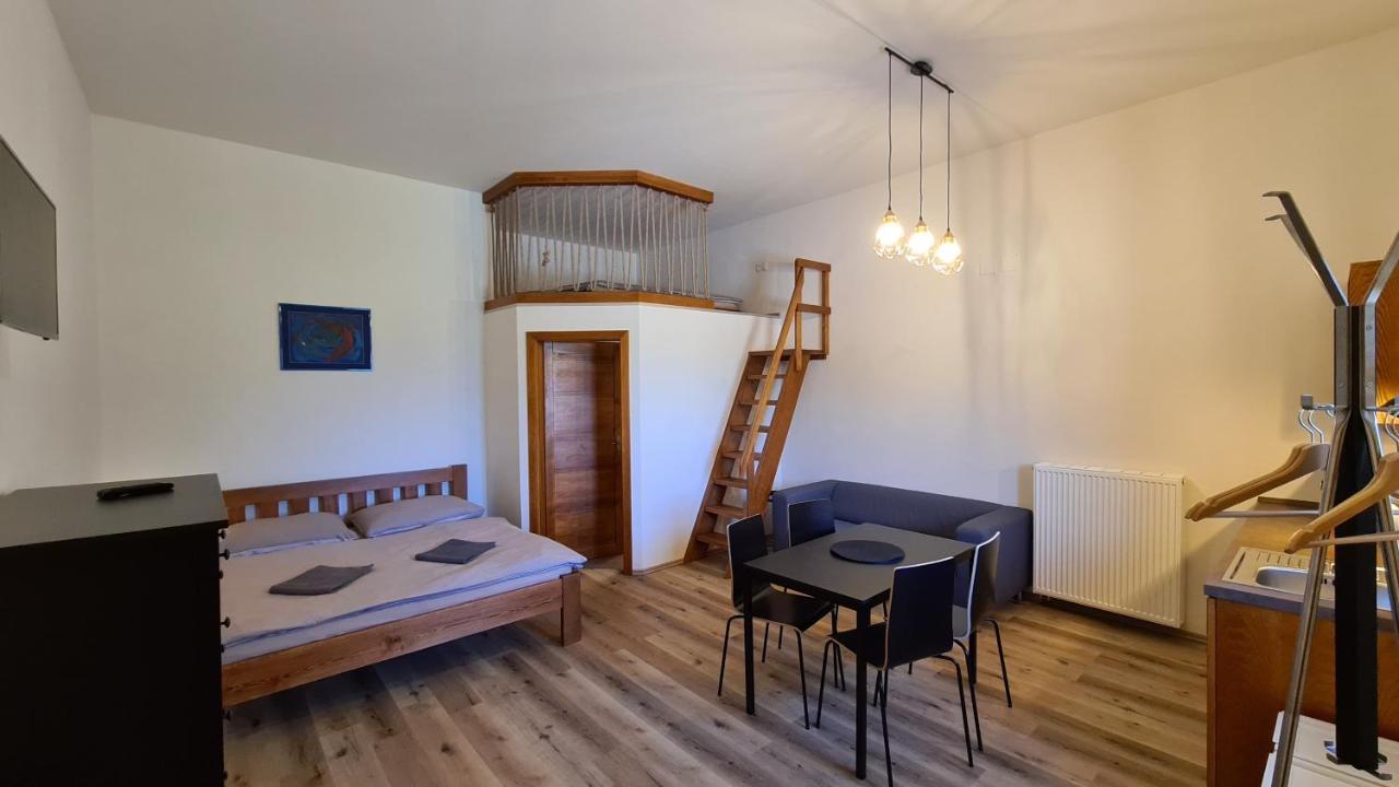 Apartmany Turold Микулов Екстериор снимка