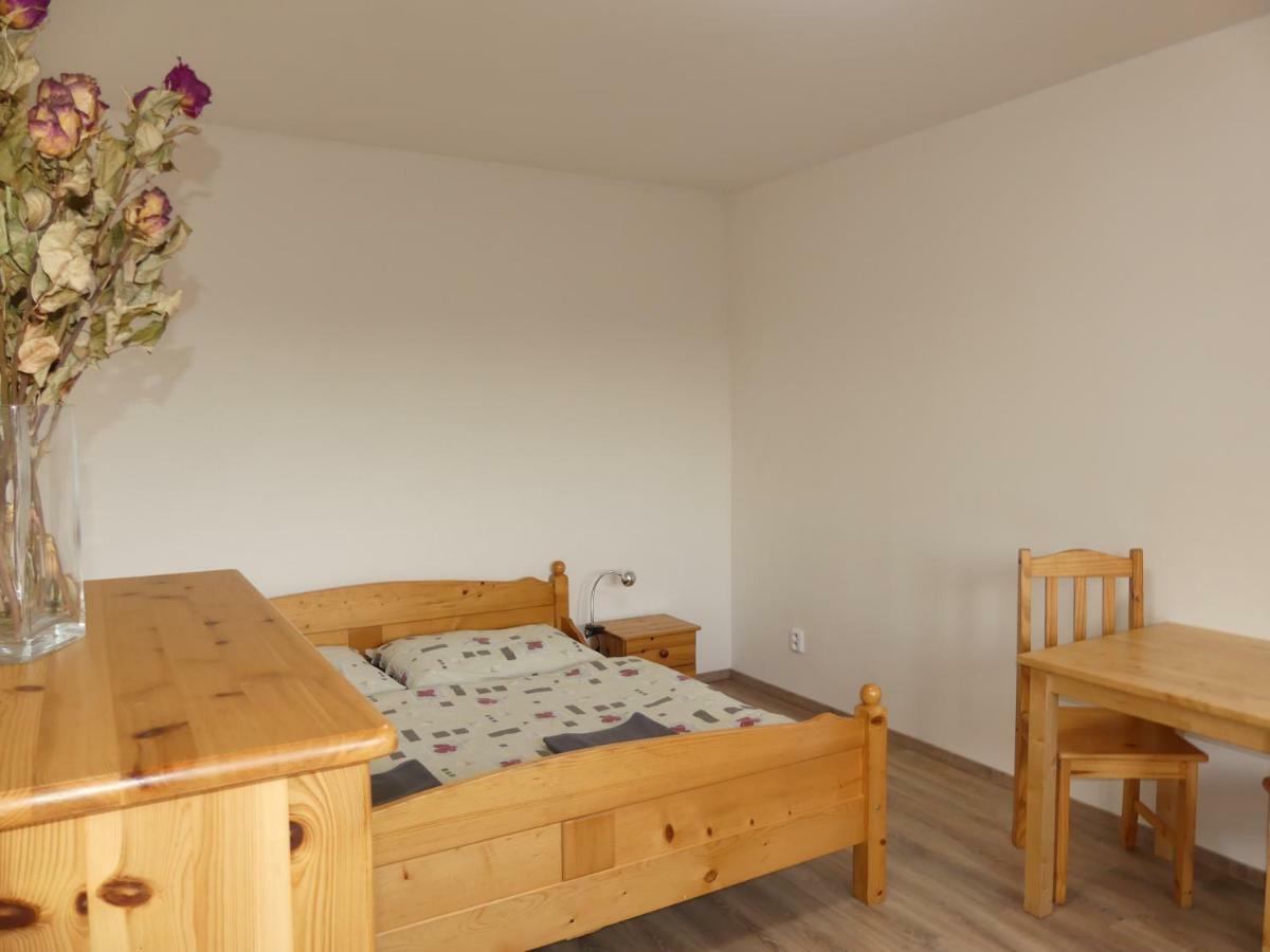 Apartmany Turold Микулов Екстериор снимка