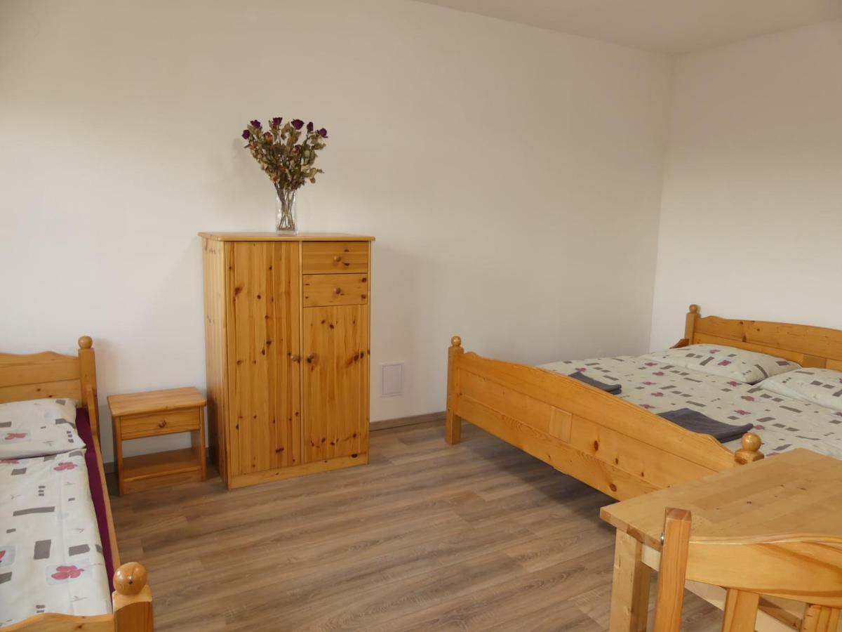 Apartmany Turold Микулов Екстериор снимка